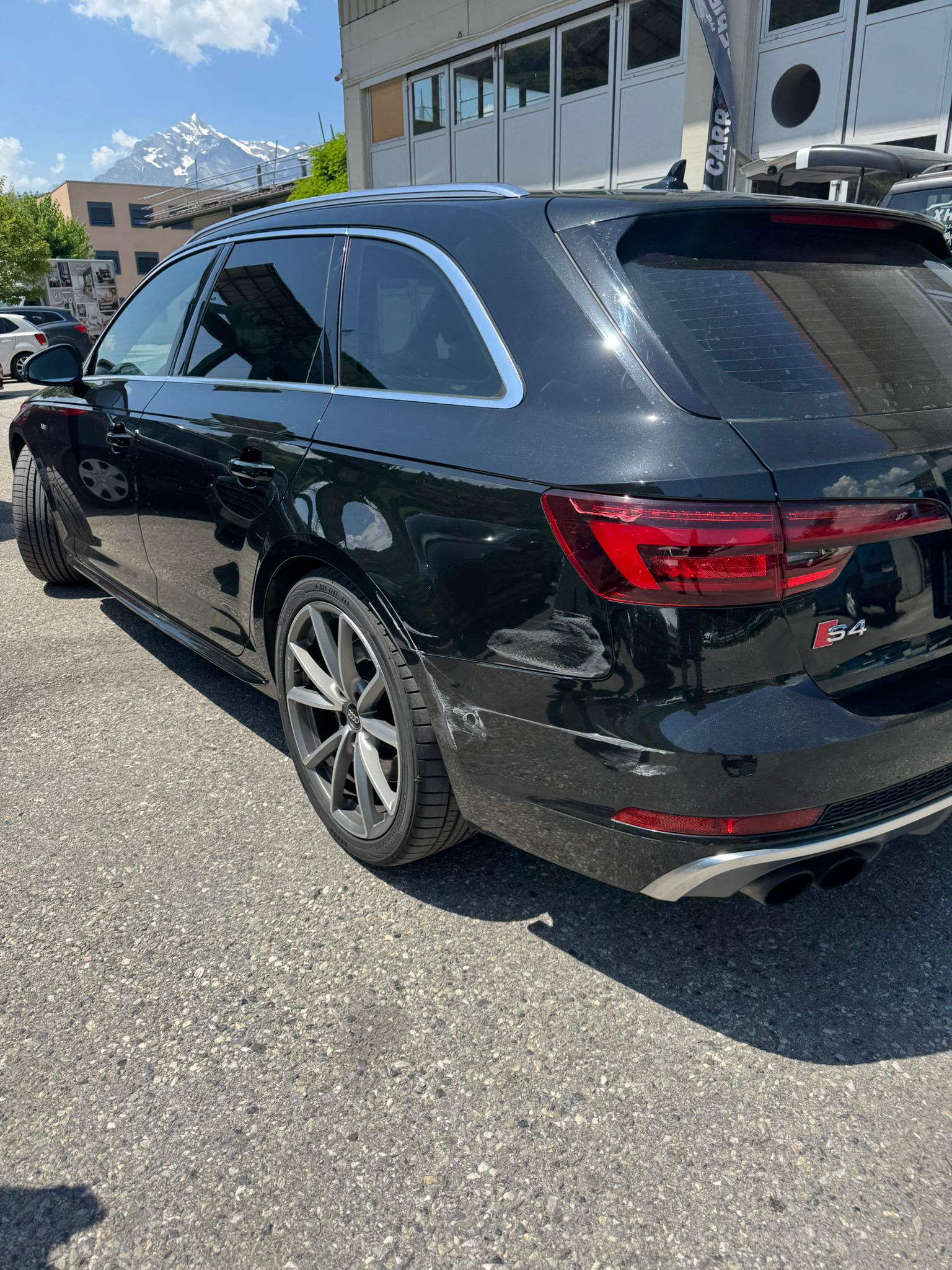 Avant : Réparation carrosserie